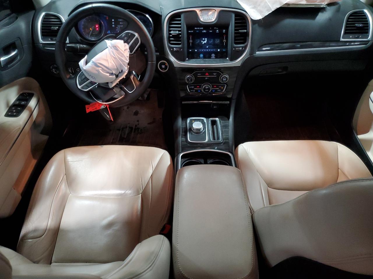 2017 Chrysler 300 Limited VIN: 2C3CCARG3HH587087 Lot: 66537275