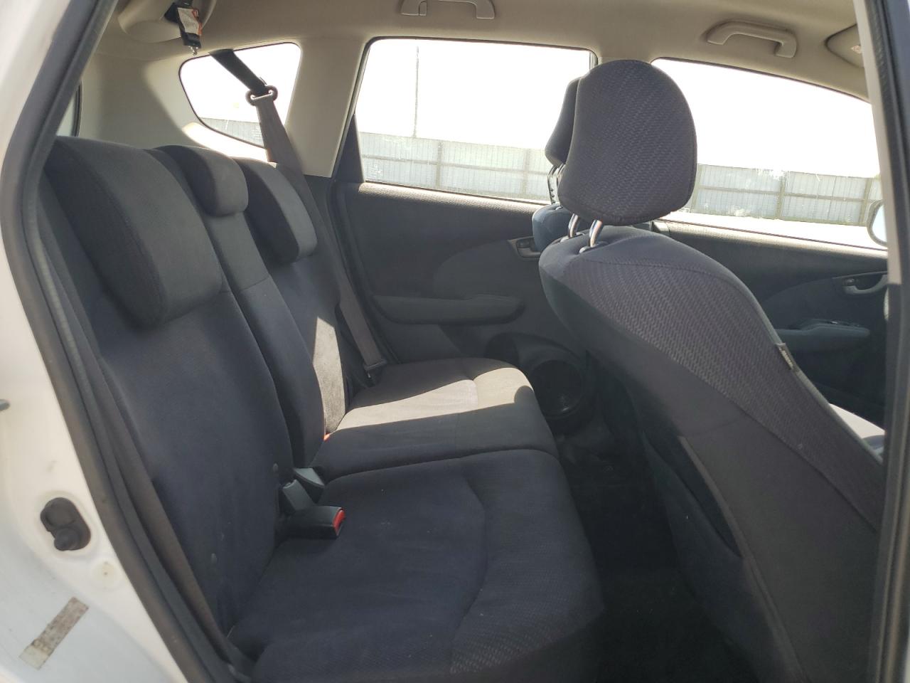 2013 Honda Fit Sport VIN: JHMGE8H5XDC049840 Lot: 64038215