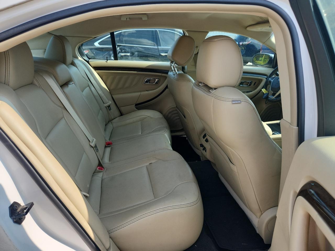 2013 Ford Taurus Limited VIN: 1FAHP2F88DG102737 Lot: 63327915