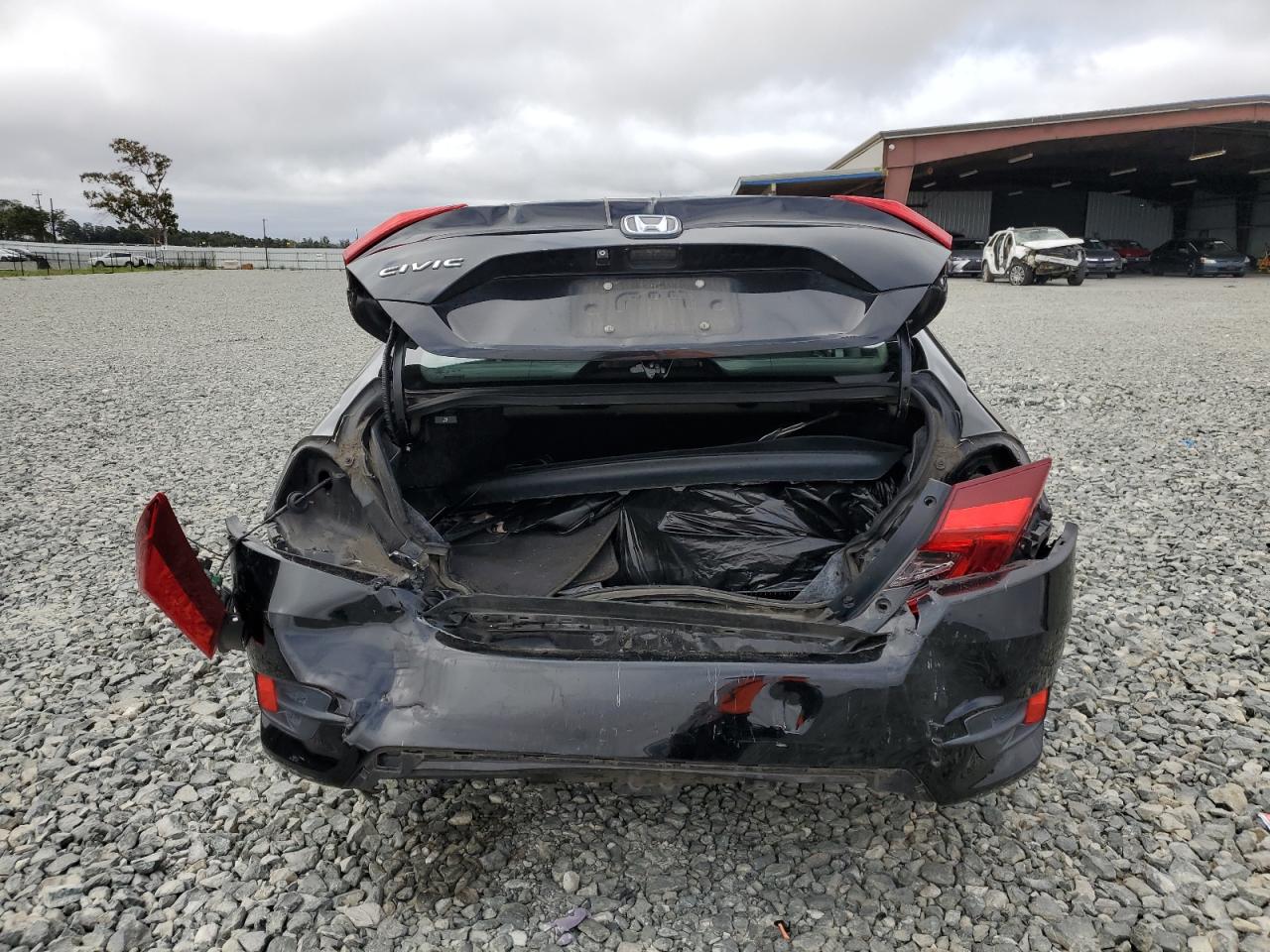 2018 Honda Civic Lx VIN: 2HGFC2F5XJH510838 Lot: 66319605