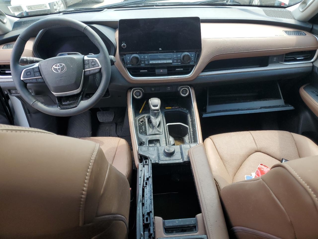 2025 Toyota Grand Highlander Le VIN: 5TDAAAB56SS086253 Lot: 65356025