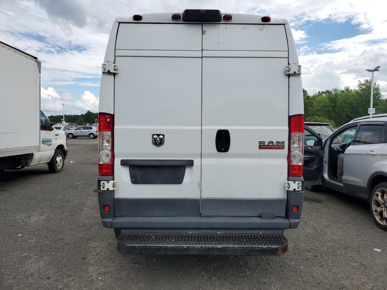 2016 Ram Promaster 2500 2500 High VIN: 3C6TRVDG2GE127977 Lot: 63700735