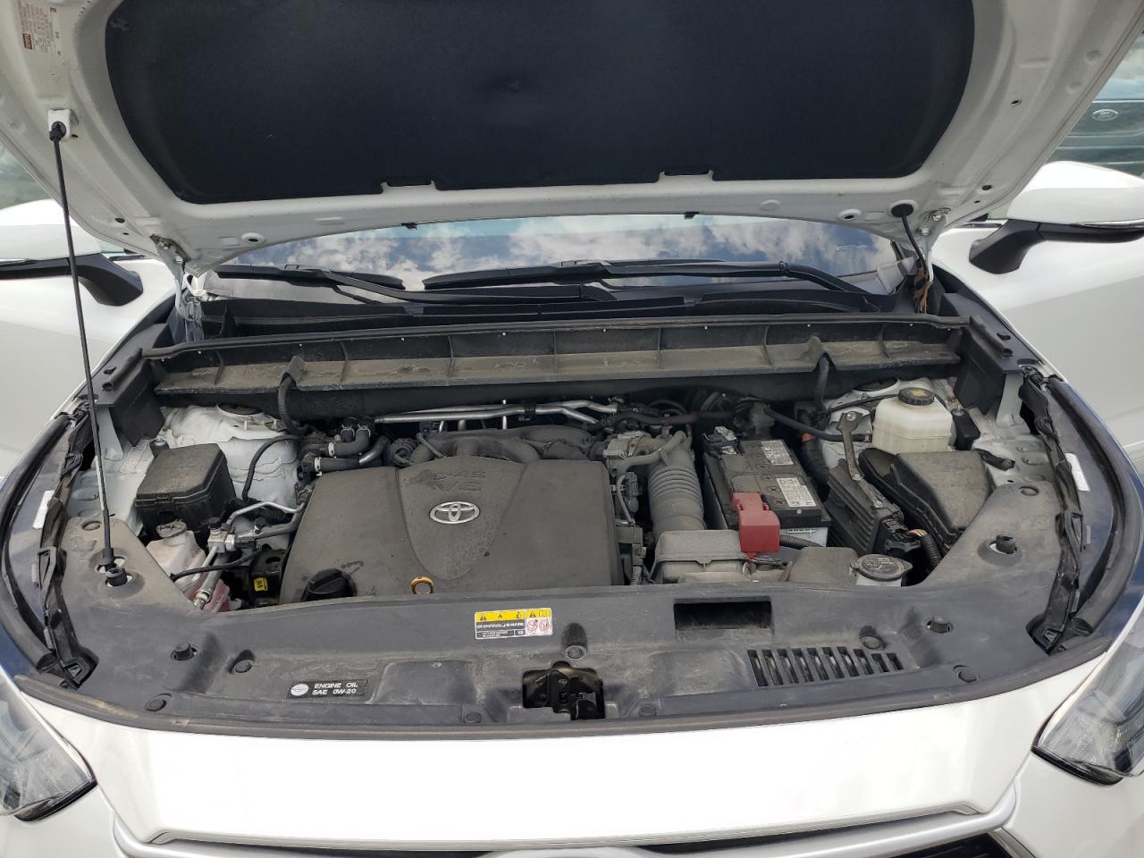 2022 Toyota Highlander Xle VIN: 5TDGZRBH1NS242389 Lot: 65867875