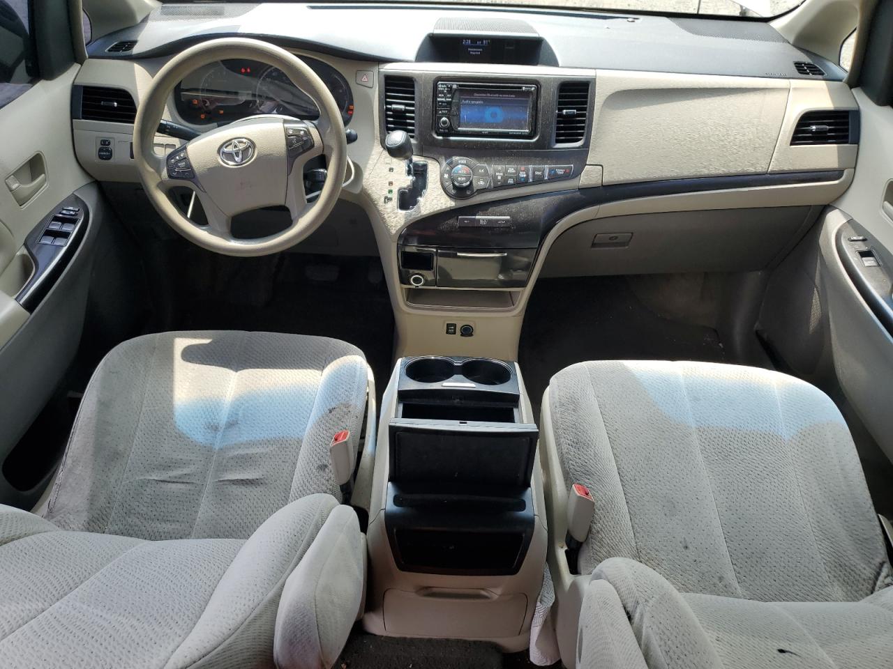 2014 Toyota Sienna Le VIN: 5TDKK3DC4ES412399 Lot: 65276625