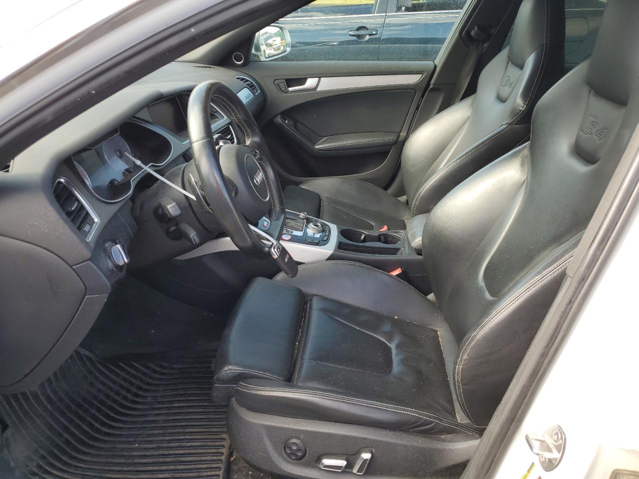 2015 Audi S4 Premium Plus VIN: WAUBGAFL5FA005044 Lot: 64131945