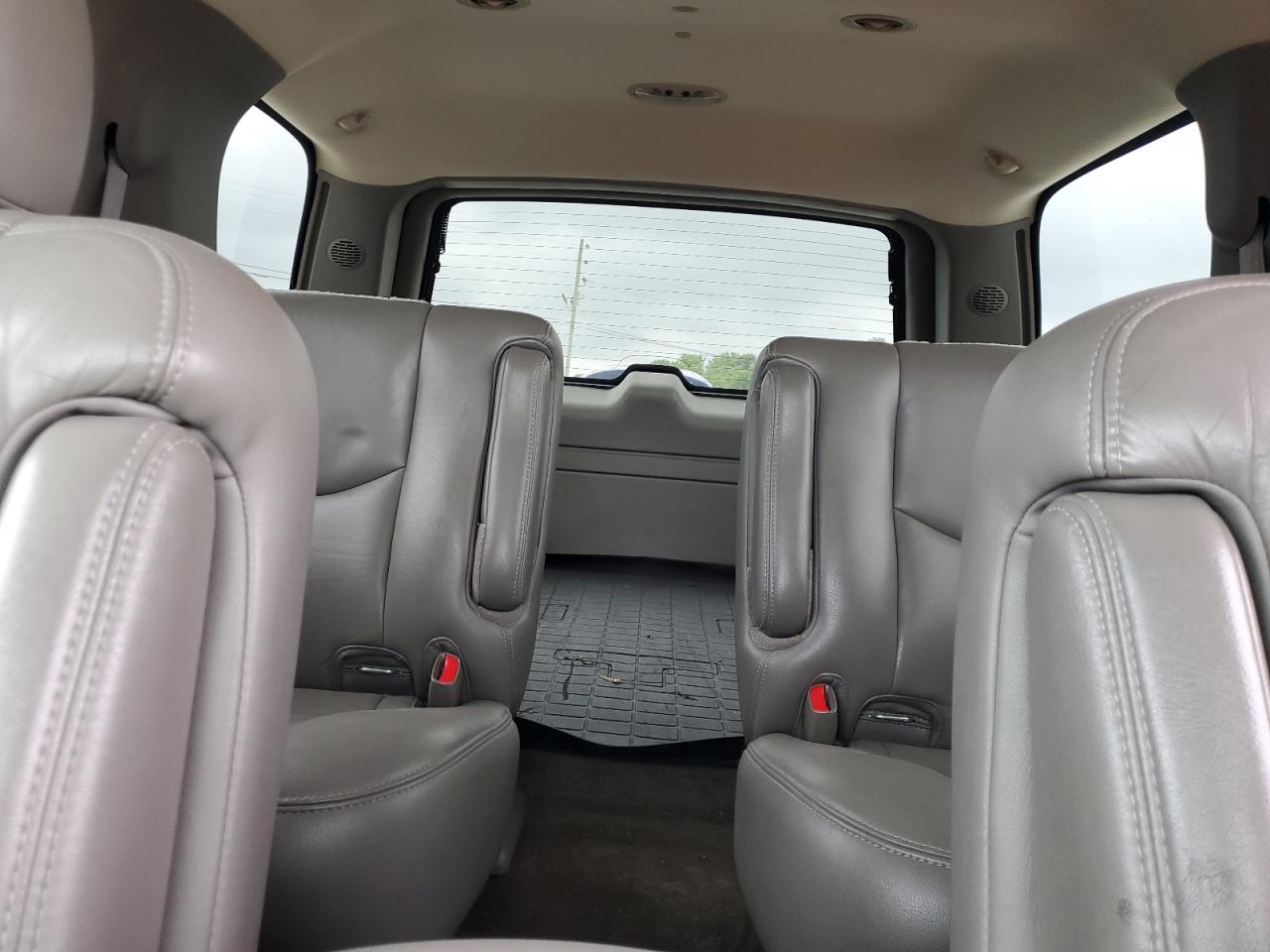 2004 Chevrolet Tahoe K1500 VIN: 1GNEK13ZX4R308253 Lot: 63105695