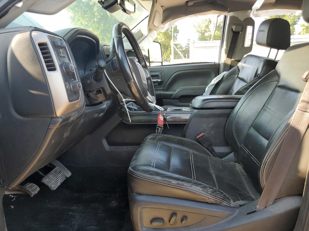 2015 GMC Sierra K2500 Denali VIN: 1GT120E84FF150843 Lot: 64254175