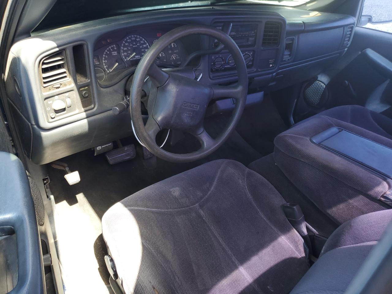 2000 GMC New Sierra C1500 VIN: 1GTEC14W7YE102038 Lot: 66498305