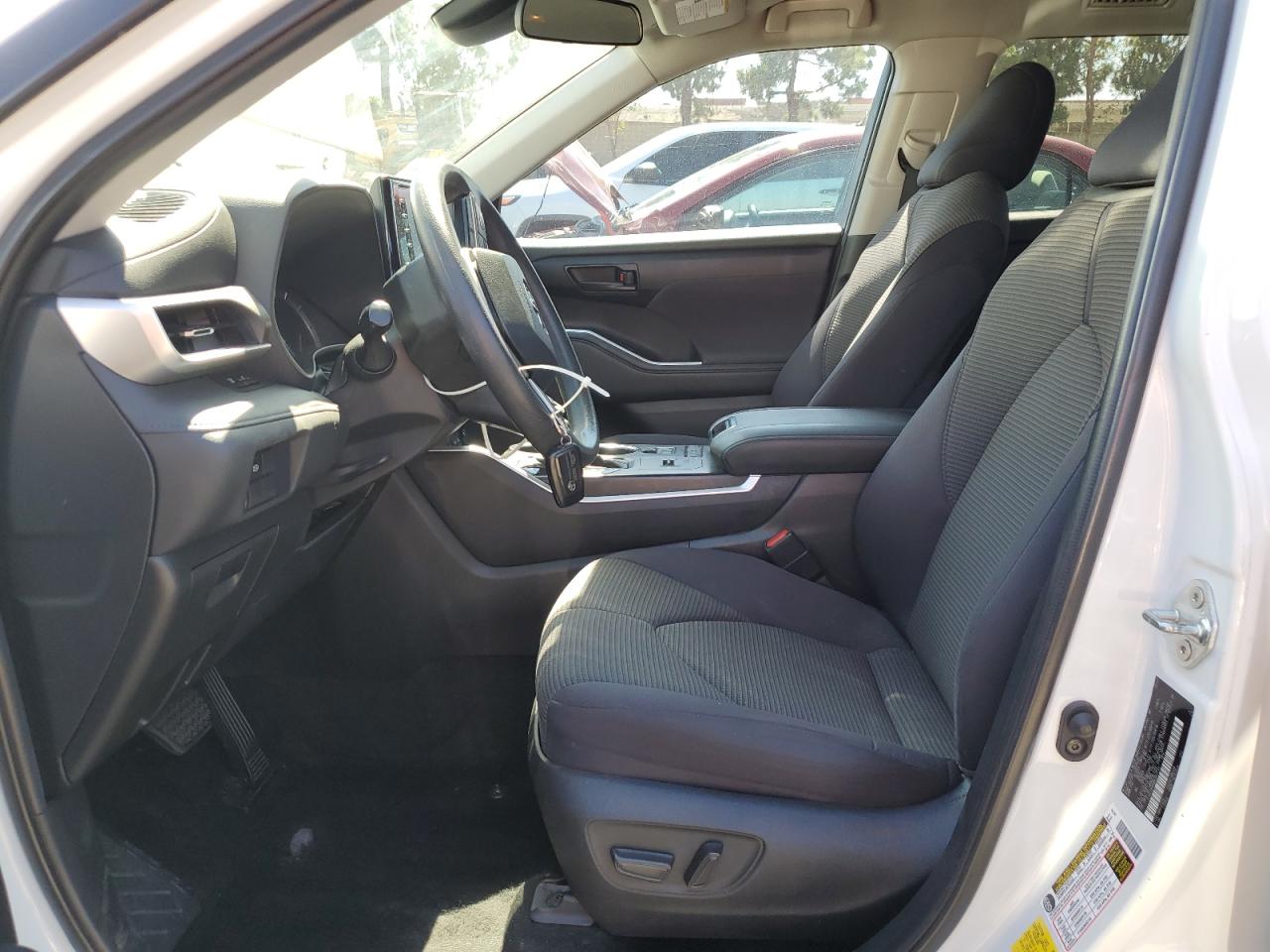 2022 Toyota Highlander L VIN: 5TDCZRAH8NS093740 Lot: 64499535