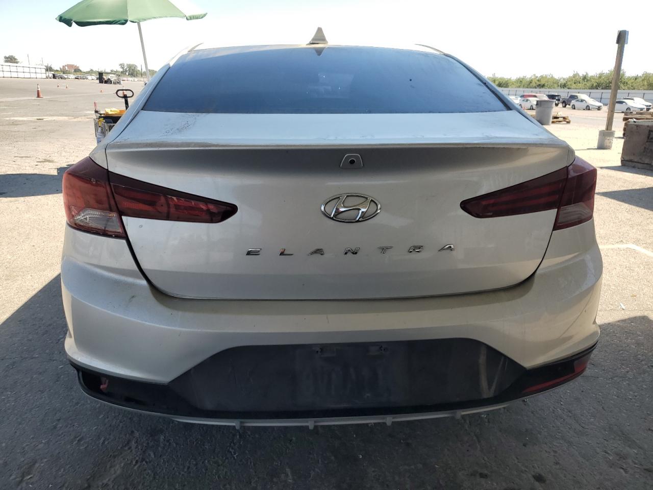 2019 Hyundai Elantra Sel VIN: 5NPD84LFXKH466929 Lot: 64664355