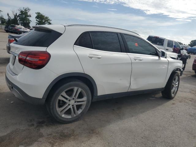  MERCEDES-BENZ GLA-CLASS 2019 White