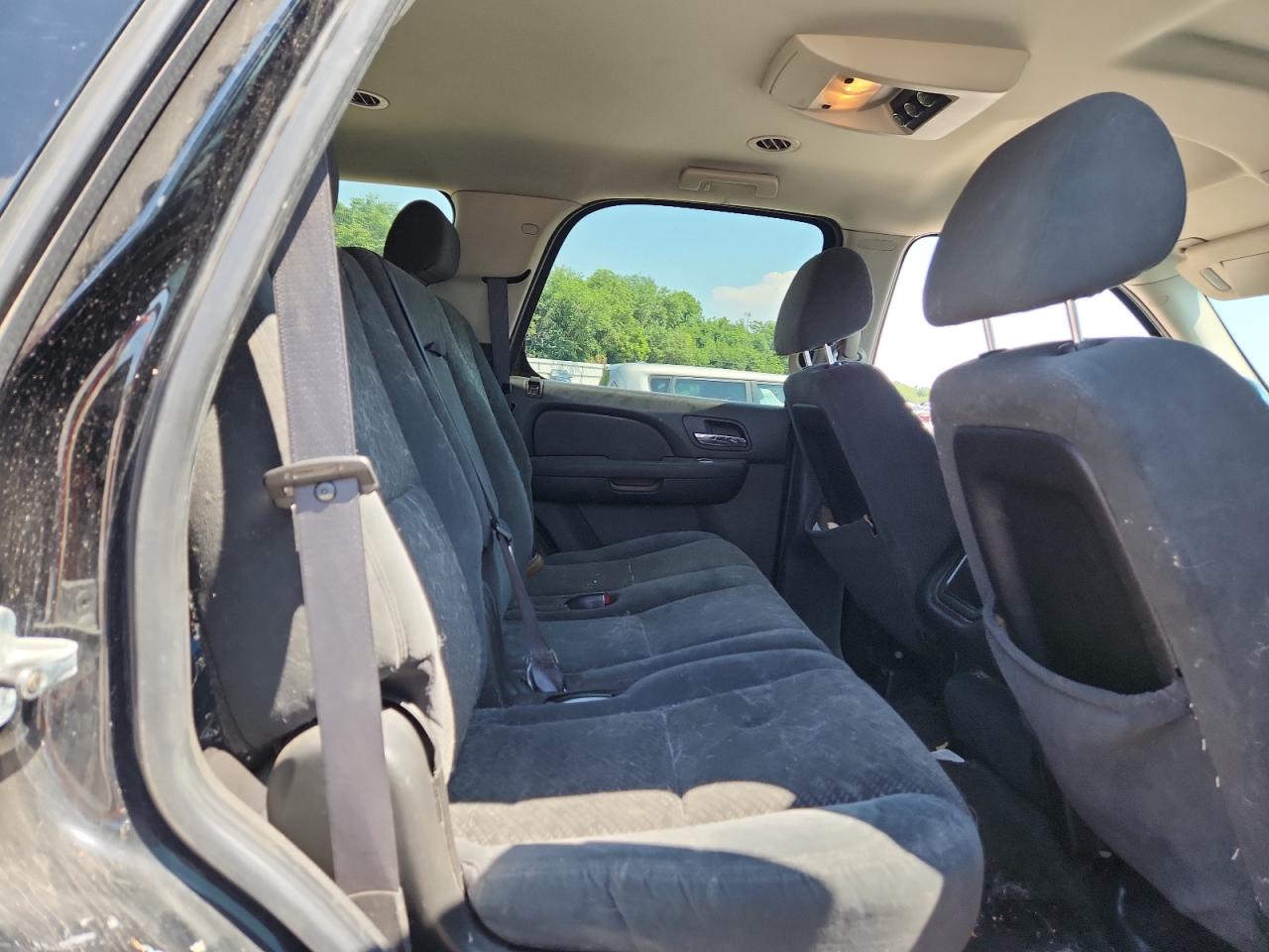 2007 Chevrolet Tahoe C1500 VIN: 1GNFC13C87R414122 Lot: 63623125