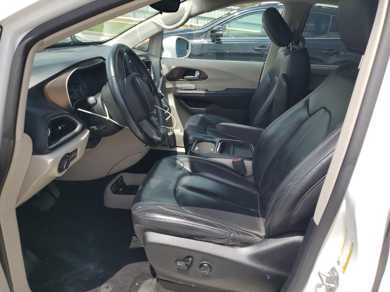 2018 Chrysler Pacifica Touring L VIN: 2C4RC1BG6JR149440 Lot: 65074575