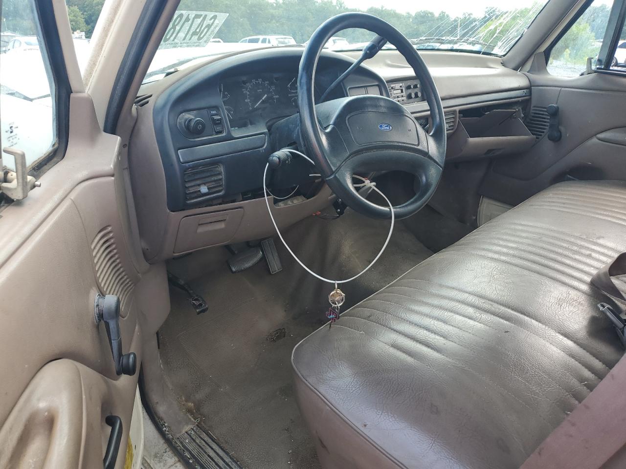 1993 Ford F350 VIN: 1FDKF37H6PNB19037 Lot: 64718305