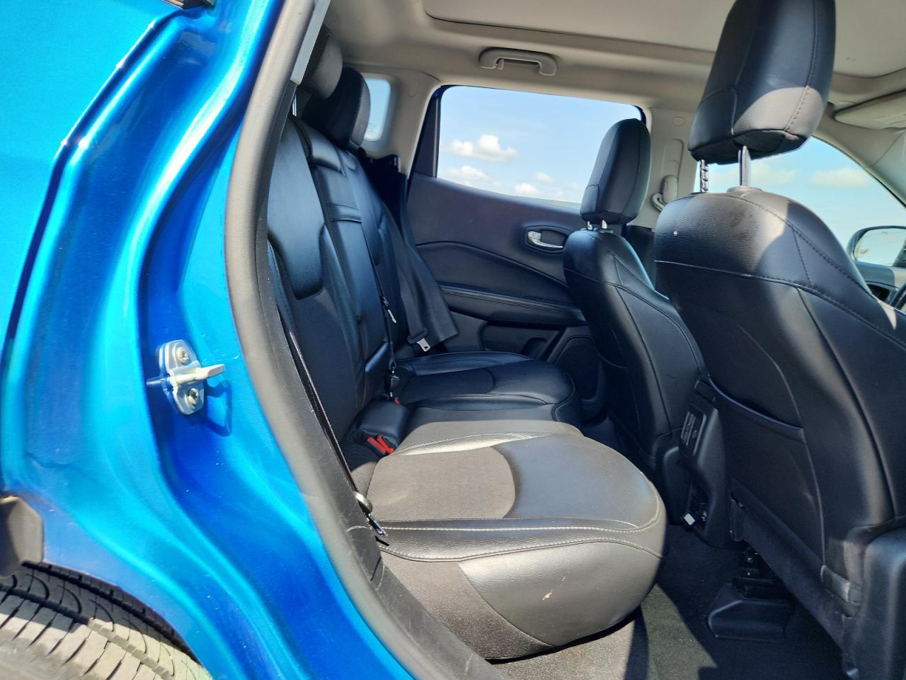 2020 Jeep Compass Latitude VIN: 3C4NJCBB0LT102330 Lot: 65589755
