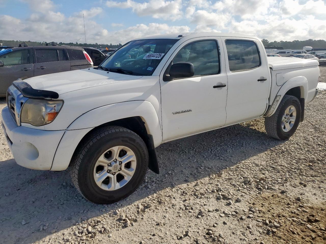 2010 Toyota Tacoma Double Cab Prerunner VIN: 3TMJU4GN1AM093692 Lot: 66044125