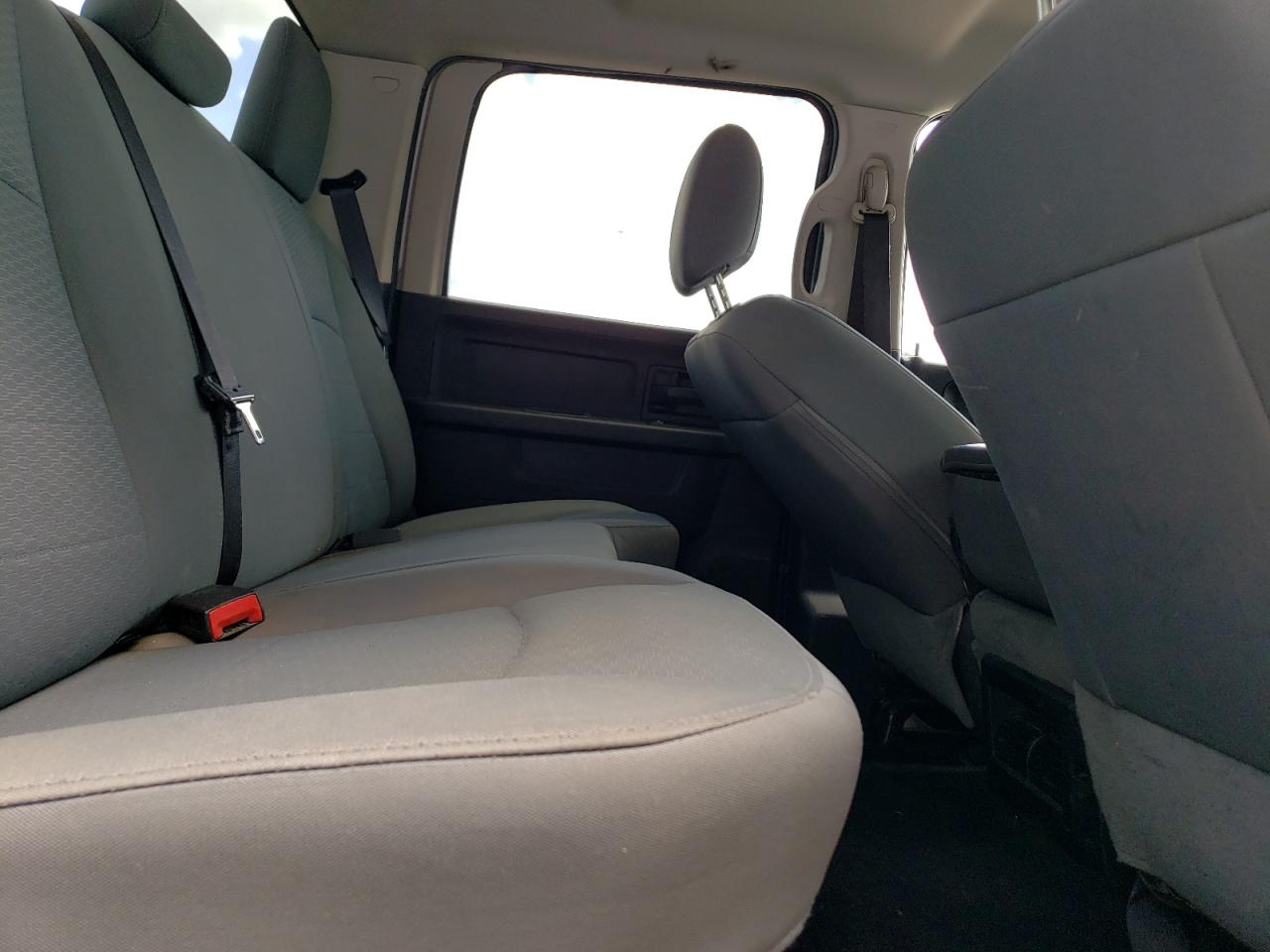 2015 Ram 3500 St VIN: 3C63R3CJ0FG621467 Lot: 64458265