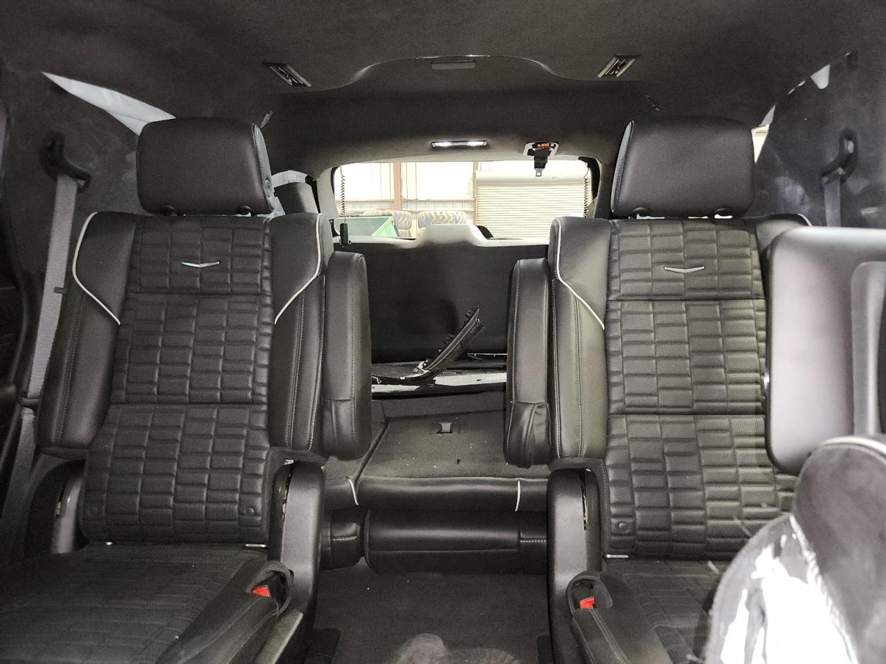 2022 Cadillac Escalade Premium Luxury Platinum VIN: 1GYS3DKL1NR215933 Lot: 62893325