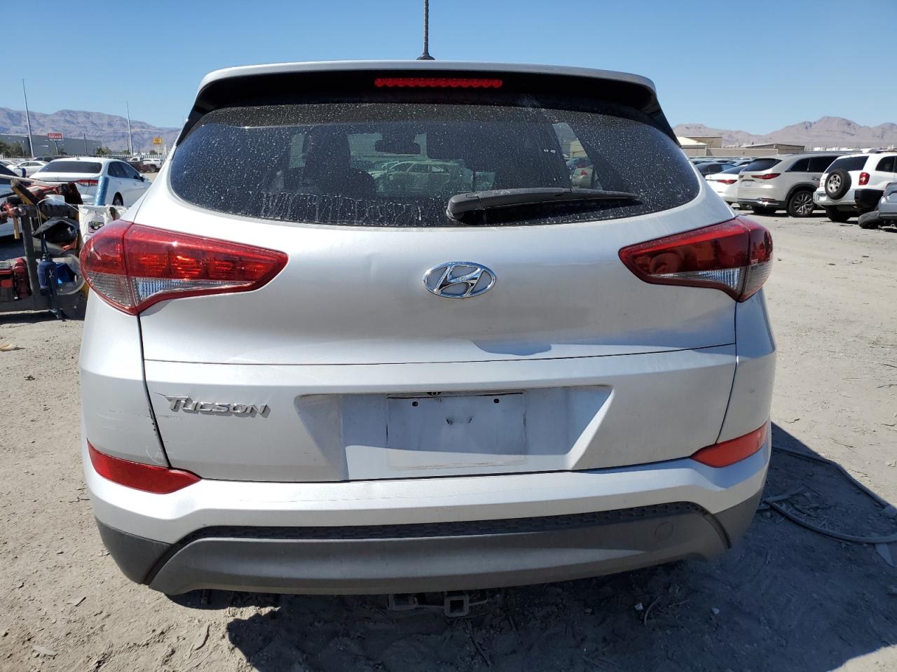 km8j23a40hu558772 KM8J23A40HU558772 2017 Hyundai Tucson Se