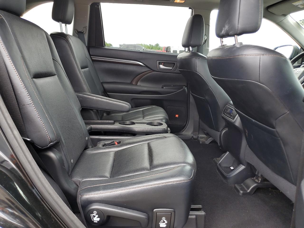 2015 Toyota Highlander Limited VIN: 5TDDKRFH8FS093997 Lot: 65412125