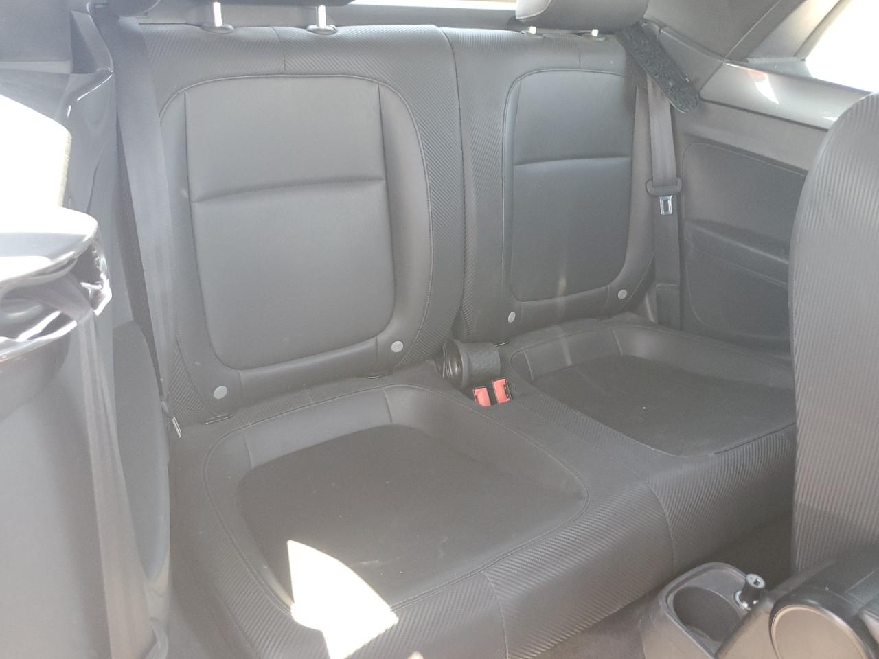 2014 Volkswagen Beetle VIN: 3VW5L7AT5EM819800 Lot: 63522625