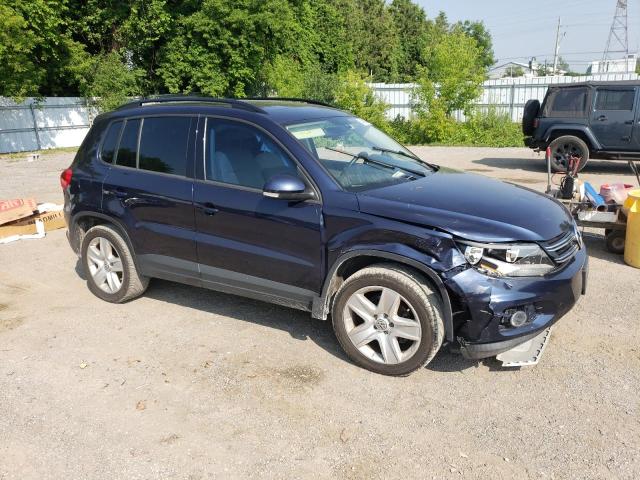  VOLKSWAGEN TIGUAN 2016 Синий