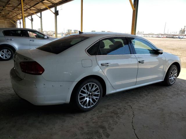 Sedans VOLKSWAGEN PASSAT 2014 Biały