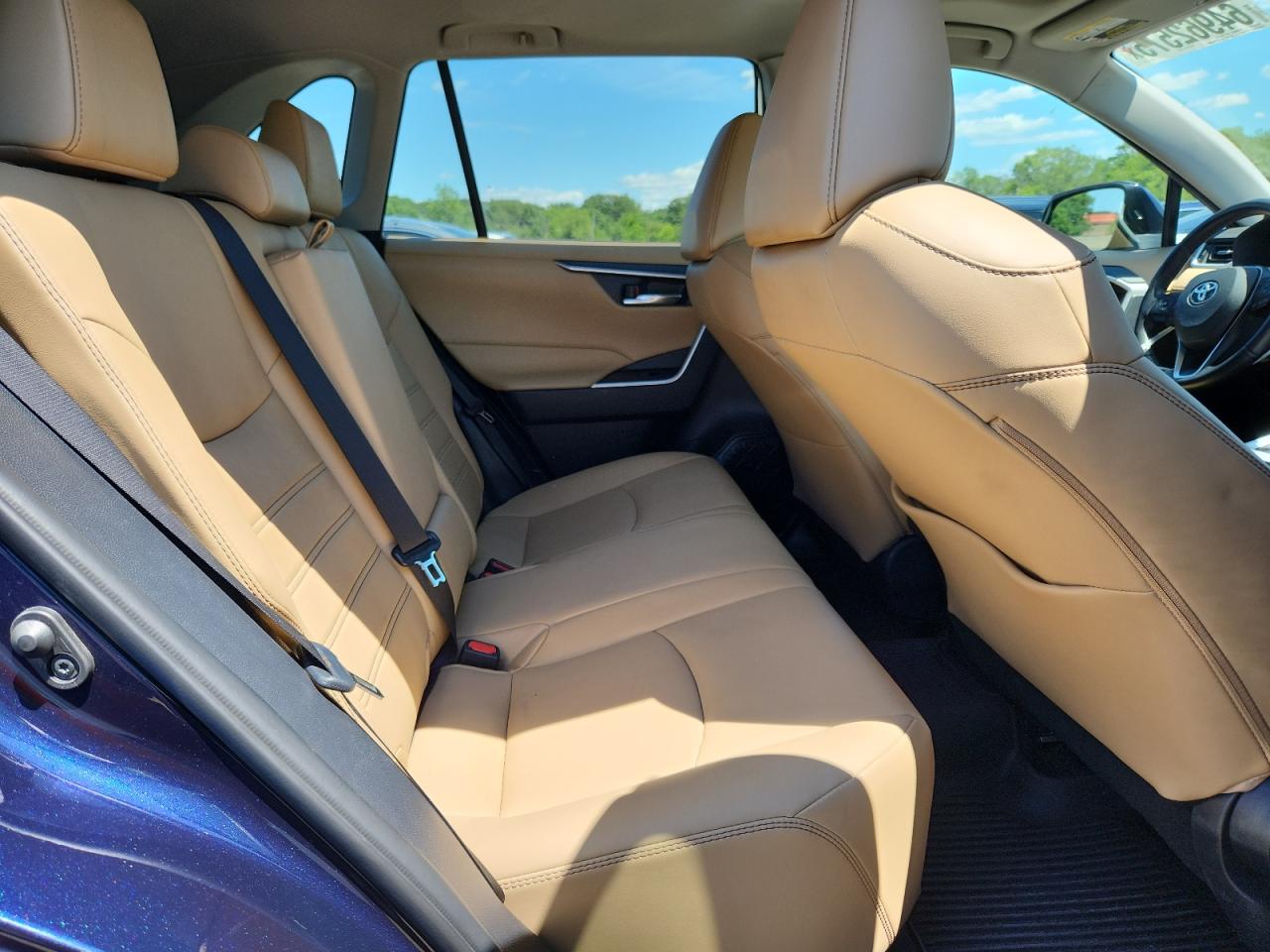 2021 Toyota Rav4 Xle Premium VIN: 2T3A1RFV7MW226319 Lot: 64962575