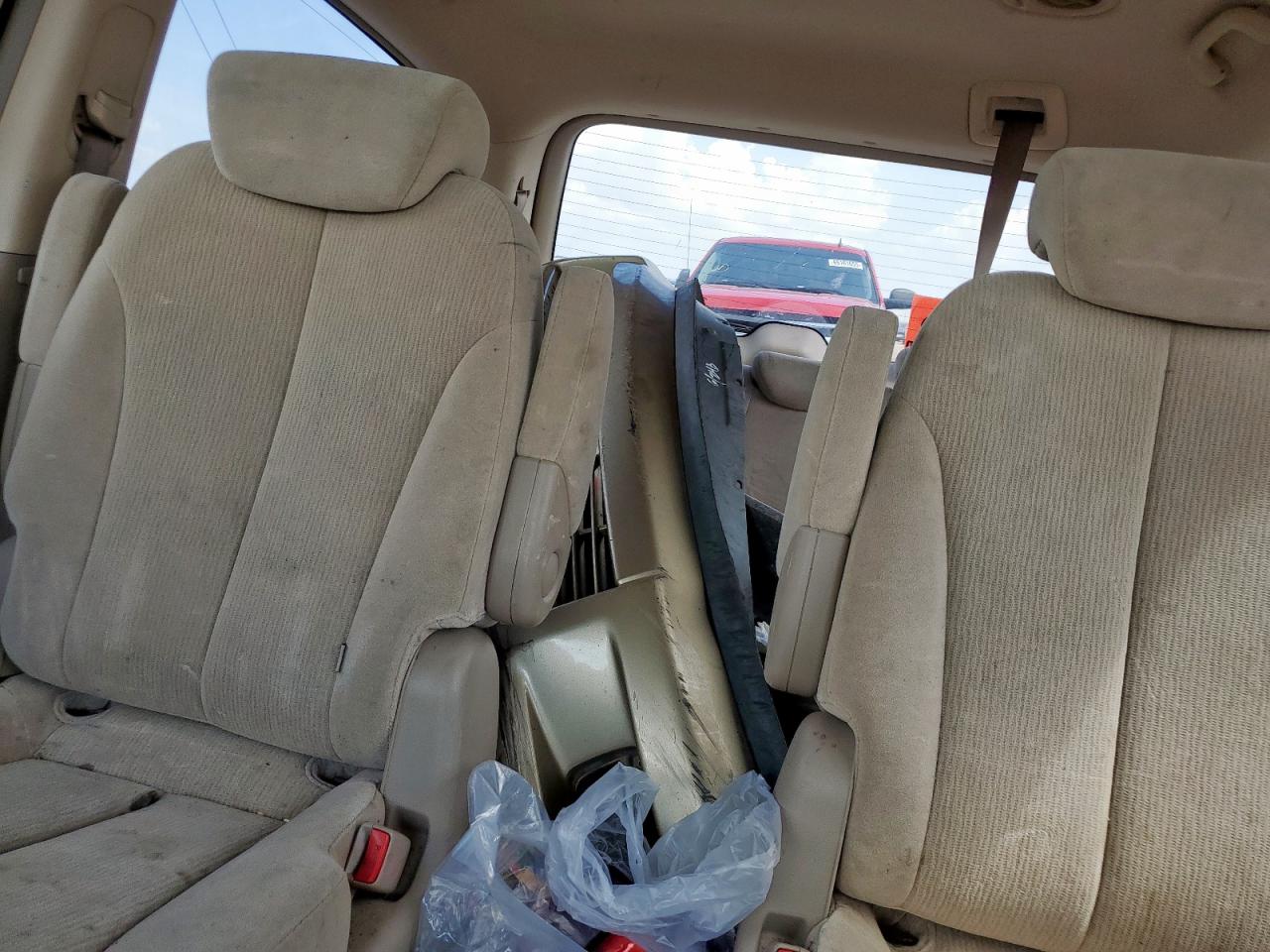 2007 Kia Sedona Ex VIN: KNDMB233576107968 Lot: 65142755