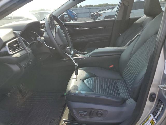  TOYOTA CAMRY 2019 Srebrny