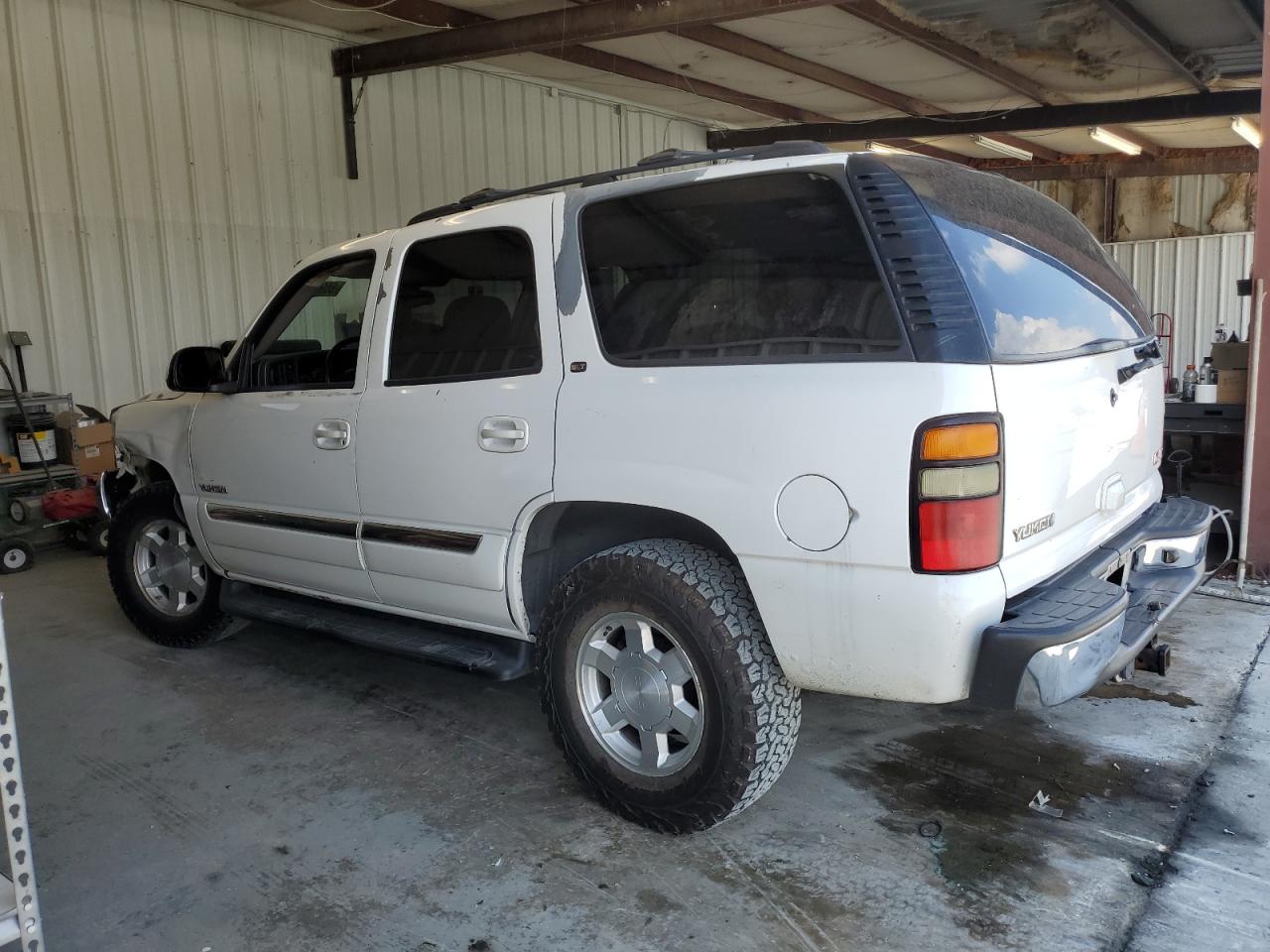 2005 GMC Yukon white null gas 1GKEK13T85R208405 photo #3