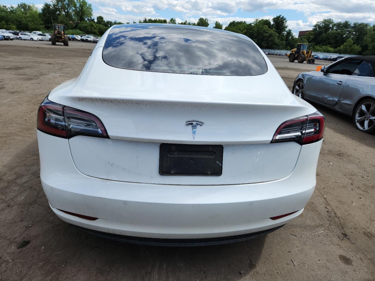 2021 Tesla Model 3 VIN: 5YJ3E1EB0MF981498 Lot: 66139425