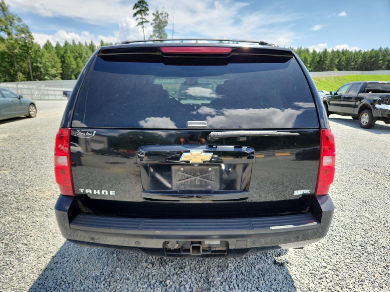 2007 Chevrolet Tahoe C1500 VIN: 1GNFC13077R384035 Lot: 65157995
