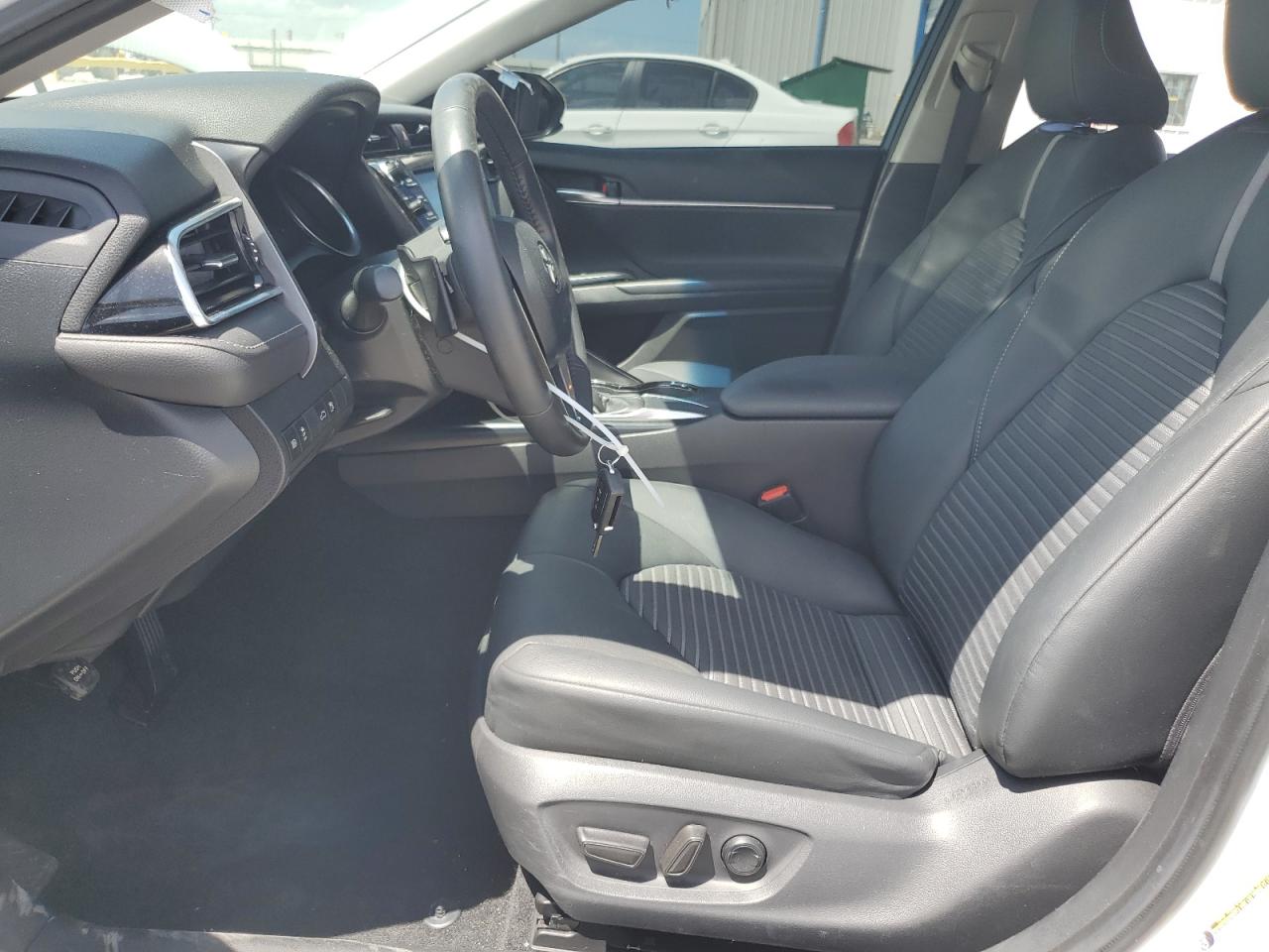 4T1B11HK7JU120336 2018 Toyota Camry L