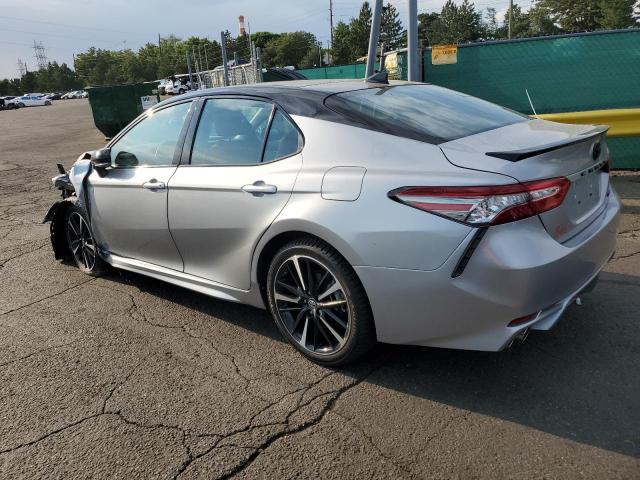 TOYOTA CAMRY 2019 Srebrny