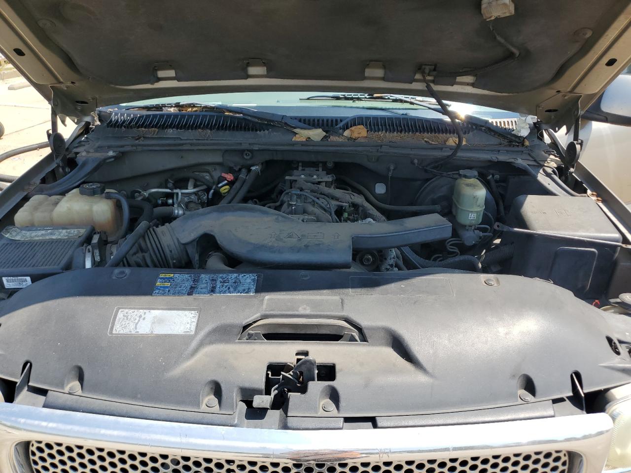 1gkfk66u82j310240 1GKFK66U82J310240 2002 GMC Denali Xl K1500