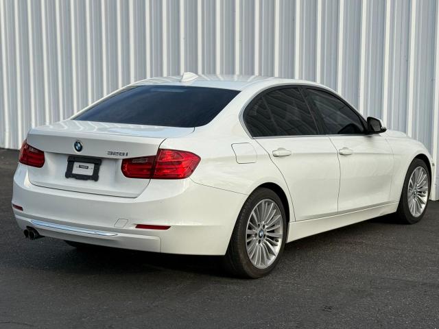 Sedans BMW 3 SERIES 2013 Biały