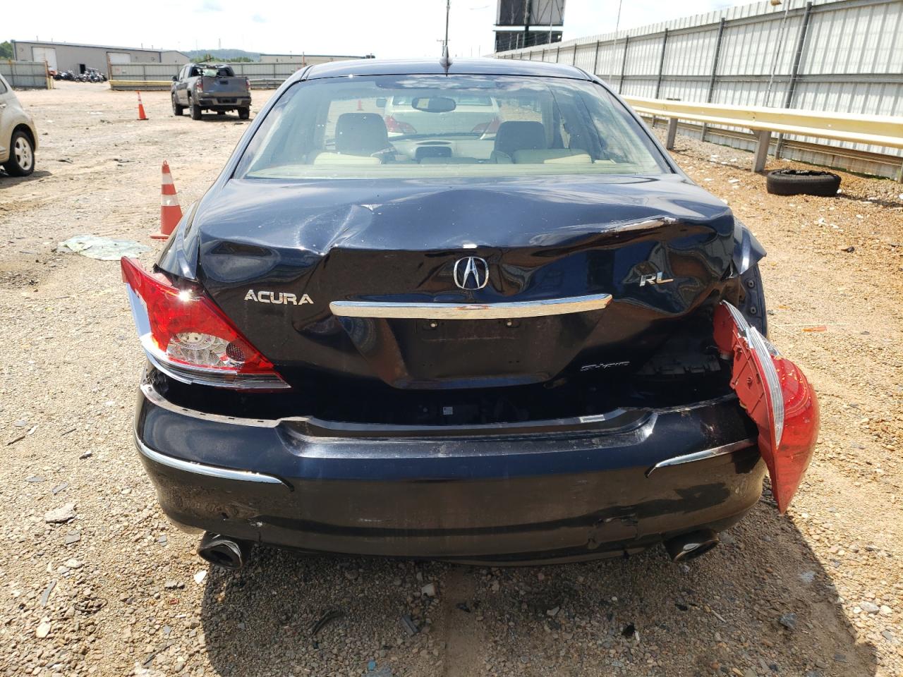 jh4kb16576c008629 JH4KB16576C008629 2006 Acura Rl