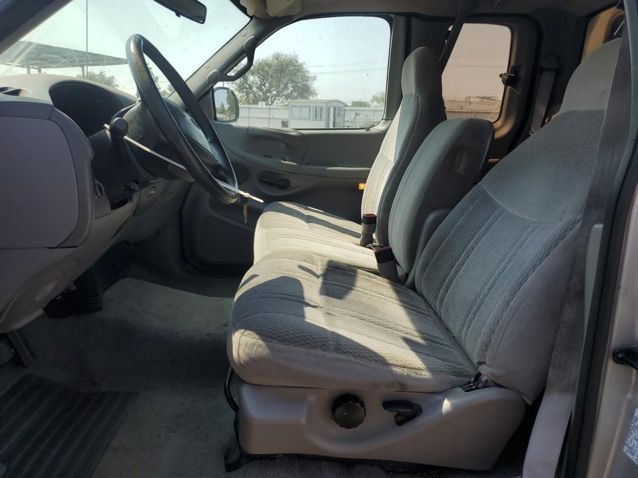 1997 Ford F150 VIN: 1FTDX1763VND32389 Lot: 64757565