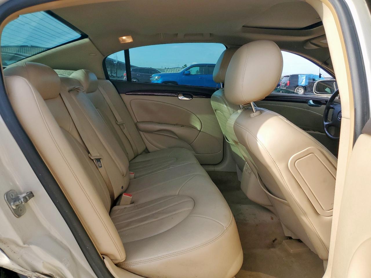 2010 Buick Lucerne Cxl VIN: 1G4HC5E17AU118450 Lot: 63118555