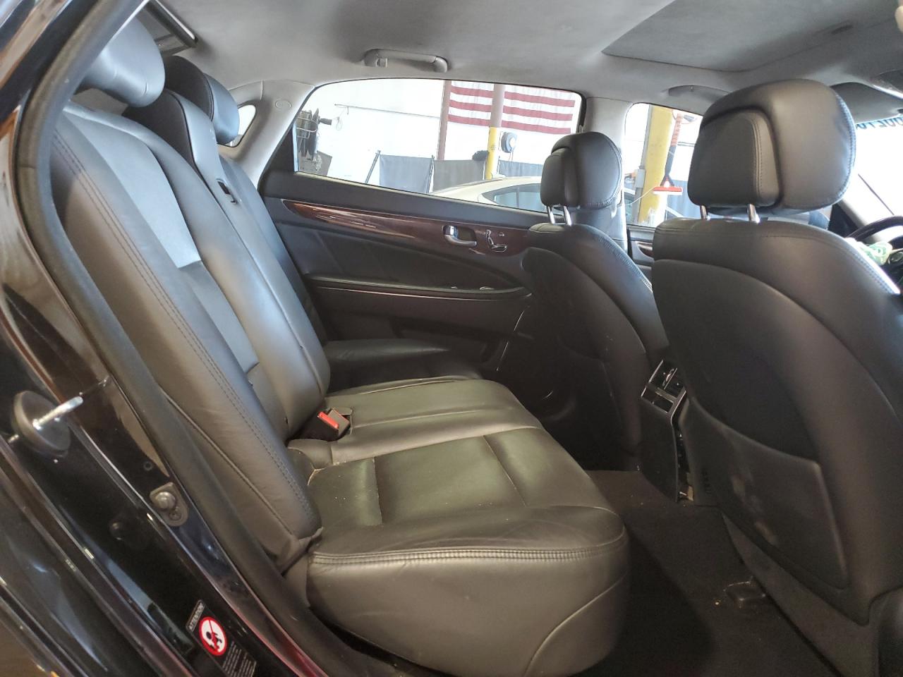 2015 Hyundai Equus Signature VIN: KMHGH4JH8FU093057 Lot: 66270895