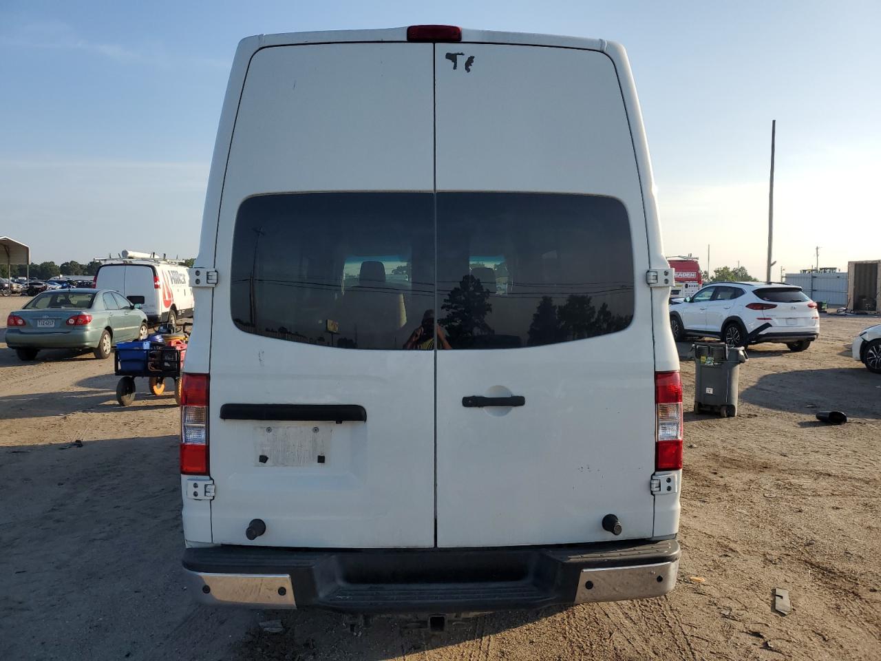 1n6af0ly0en100014 1N6AF0LY0EN100014 2014 Nissan Nv 2500