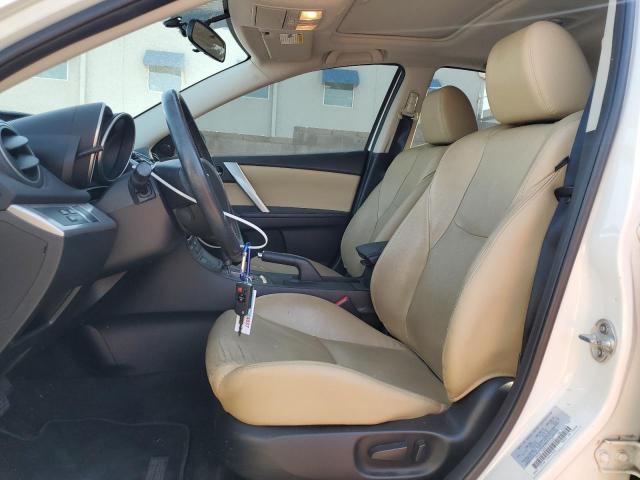 Sedans MAZDA 3 2012 White