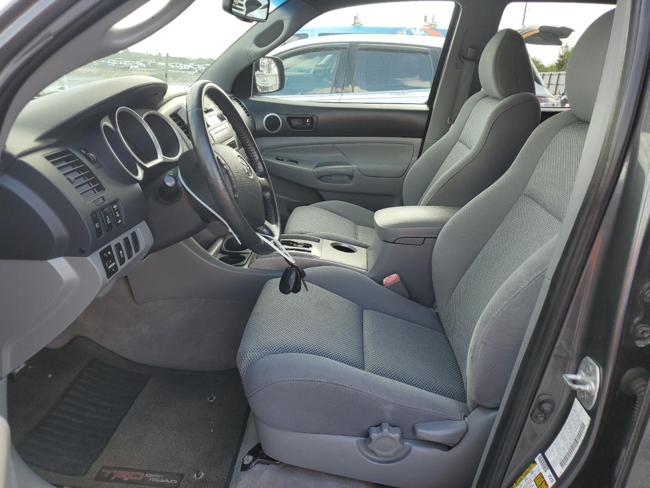 2011 Toyota Tacoma Double Cab Prerunner VIN: 3TMJU4GN6BM121827 Lot: 65382375