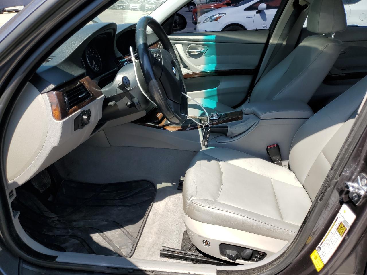 wbava33547kx83671 WBAVA33547KX83671 2007 BMW 328 I