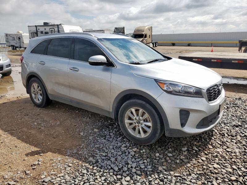  KIA SORENTO 2019 Серебристый