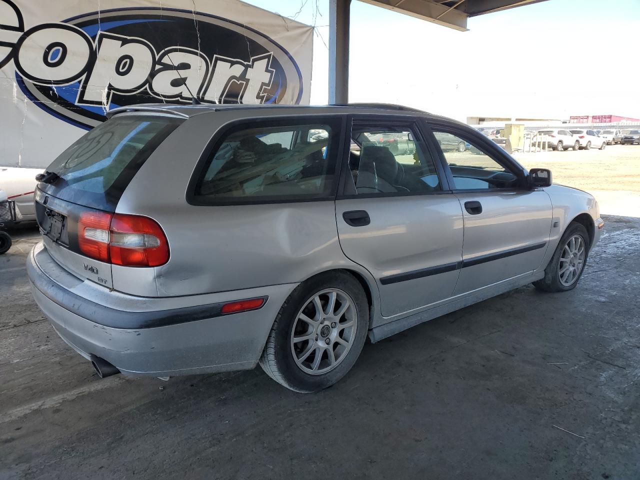 yv1vw29571f734092 YV1VW29571F734092 2001 Volvo V40 1.9T