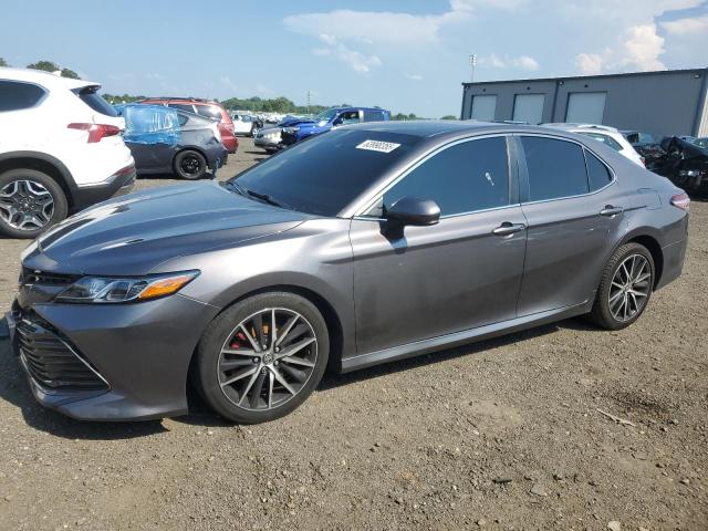  TOYOTA CAMRY 2018 Серый