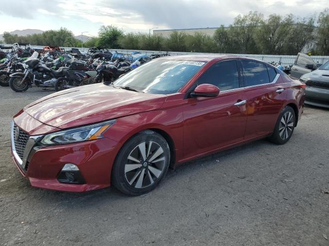  NISSAN ALTIMA 2019 Czerwony