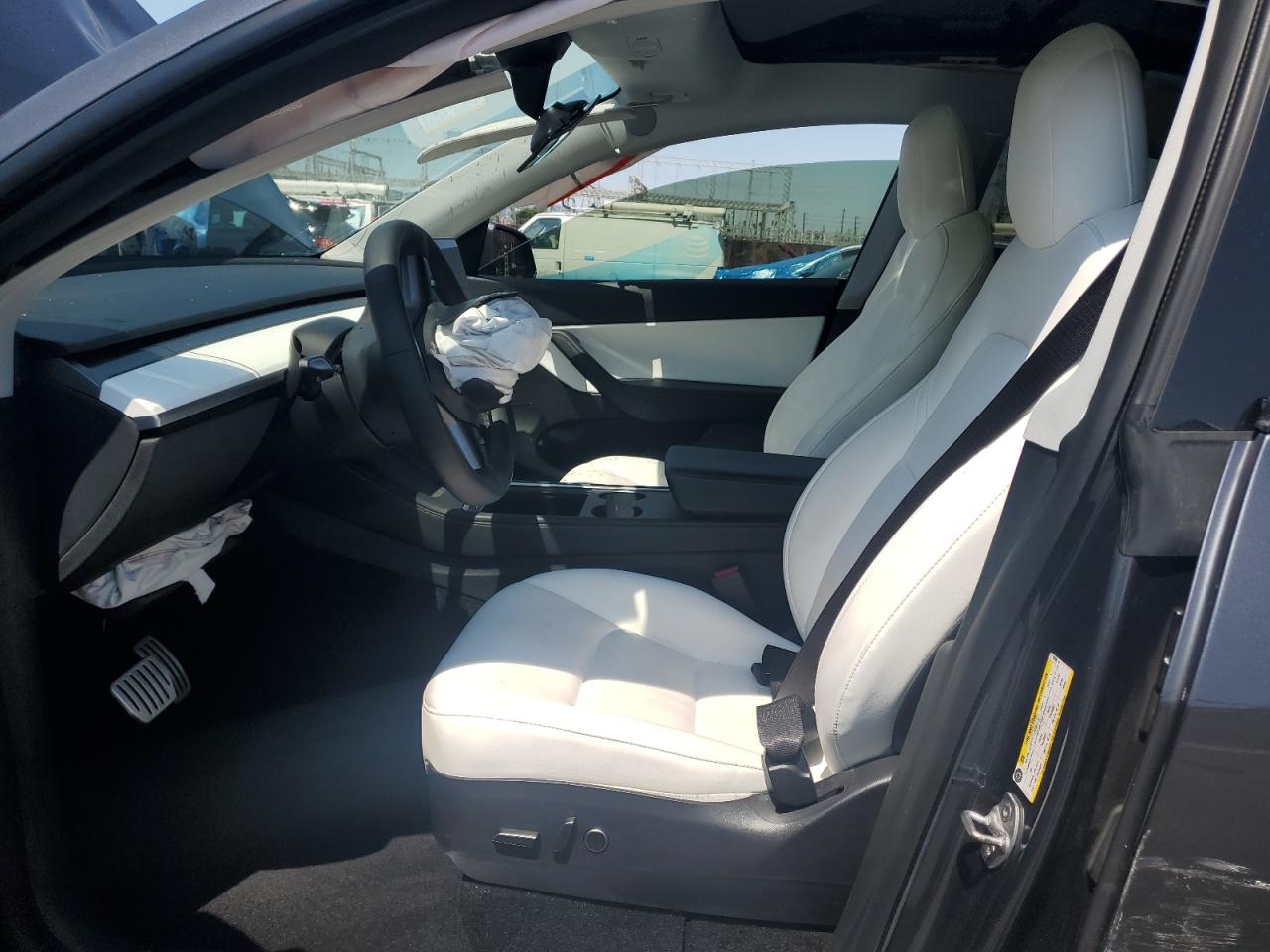 2021 Tesla Model Y VIN: 5YJYGDEF8MF194688 Lot: 64663755